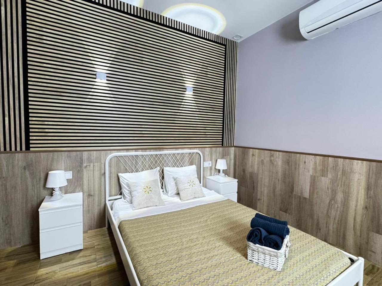 Salom 5 Apartment Valencia Exterior photo